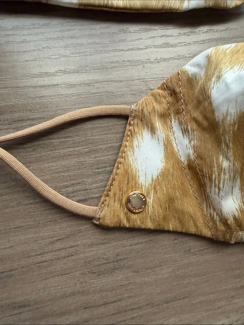 NWT Burberry Deer Printed Face Mask with Matching Pouch